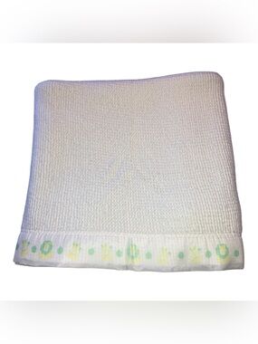 VTG Curity Baby Blanket White Waffle Thermal Weave Lion Bunny Nylon Trim 35 x 45
